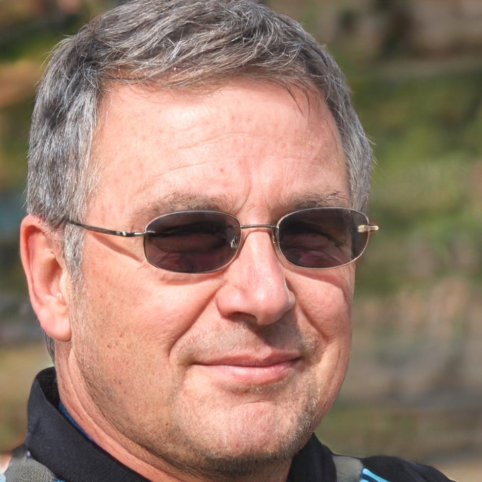 Dr. Marcus Heinzelmann, Finanzanalyst